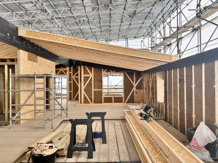 EcoCocon Walls under Scaffold tent