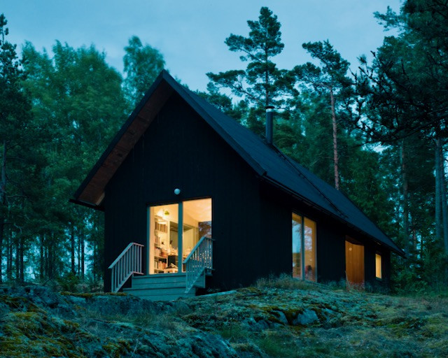 Black Cottage by Make A Place, Finland, photos: Marc Goodwin